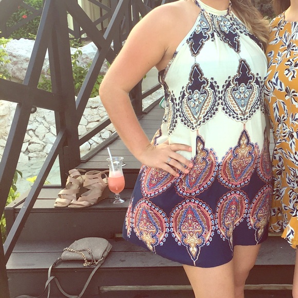 Dresses & Skirts - Halter dress